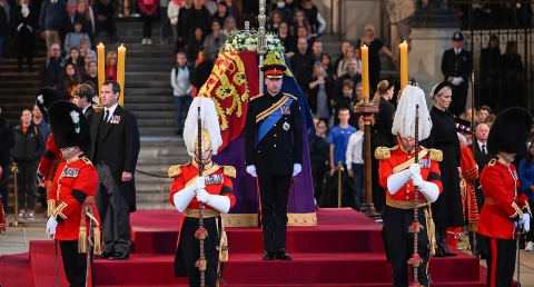 Free talk on Lying in State and Funeral of the late Queen